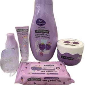 The Fruit Company Gel de Ducha Moras, Toallitas Húmedas, Crema Corporal , gel de manos , crema de manos y colonia 40ml - Imagen 1